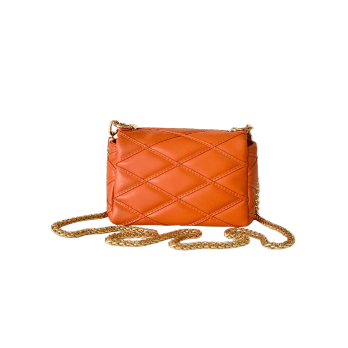 Designer Quilted Shoulder Bag - Image 11