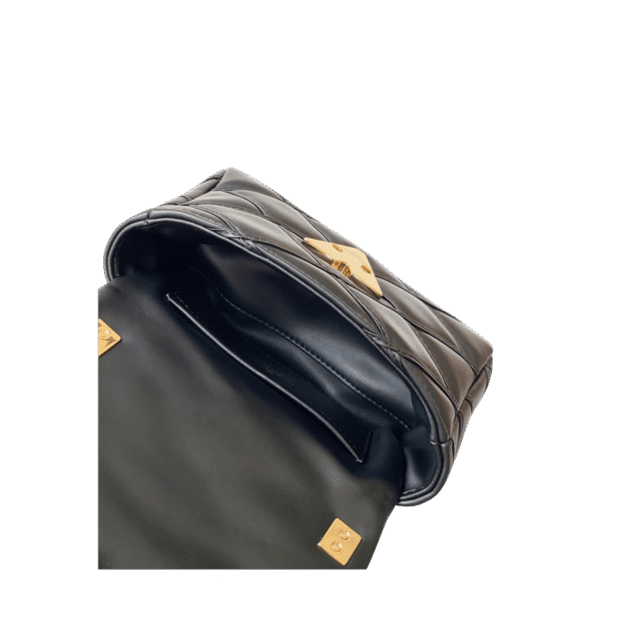 Designer Quilted Shoulder Bag - Image 6